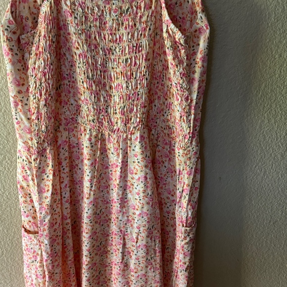 Floral Sleeveless Maxi Dress - Picture 7 of 11